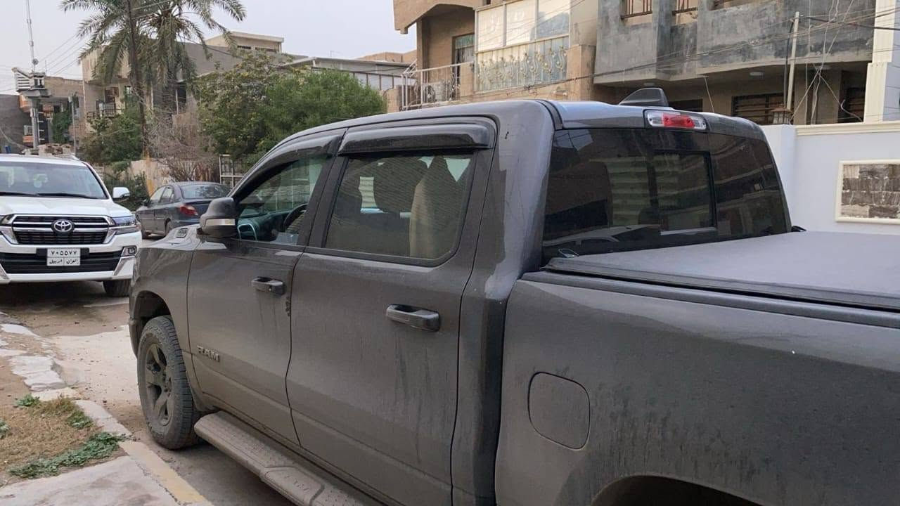 دوج رام • سبايدر أسود • تعتيم 65%
