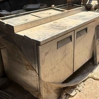 عندي هذا البراد للبيع ابيعه ع حطتة  للاستفسار 07714709768
