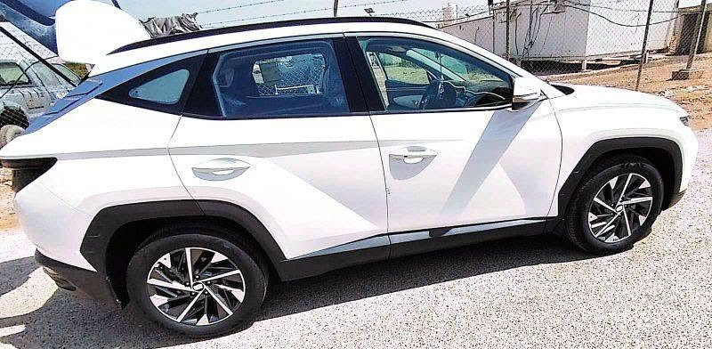 هيونداي توسان 2023 – للبيع 🚗
المواصفات العامة:  

​الموديل: 2023  خليجي

​الحالة: مكفولة كفالة عامة من أي ضرر، صبغ، أو تعديل (شرط الفحص)  

​المحرك: [2000 دوش المرغوب]  

​المواصفات: [شاشة كبيرة، كاميرا، بصمة، كشنات قماش/ تشغيل عن بعد / مرايات شفط مع البصمه، هند بريك بصمة، رادار امامي،تحديد مسار، تبريد قطعتين، مانع الاصطدام، شاحن وايرلس ]  

​المسافة [45982 ألف كم]  

​الرقم: [بغداد / باسمي تحويل ثاني يوم ]

​✨ الملاحظات:  

مكلف مكلف بالنشر لا ارد على الخاص او التعليقات 🌹🌹

​السيارة بحالة الشركة ونظيفة جداً (أخت الزيرو).  

​💵 السعر: [ 205 $ بيها مجال ]

📍 الموقع: [الناصرية]

📞 للتواصل والاستفسار: [***********]
