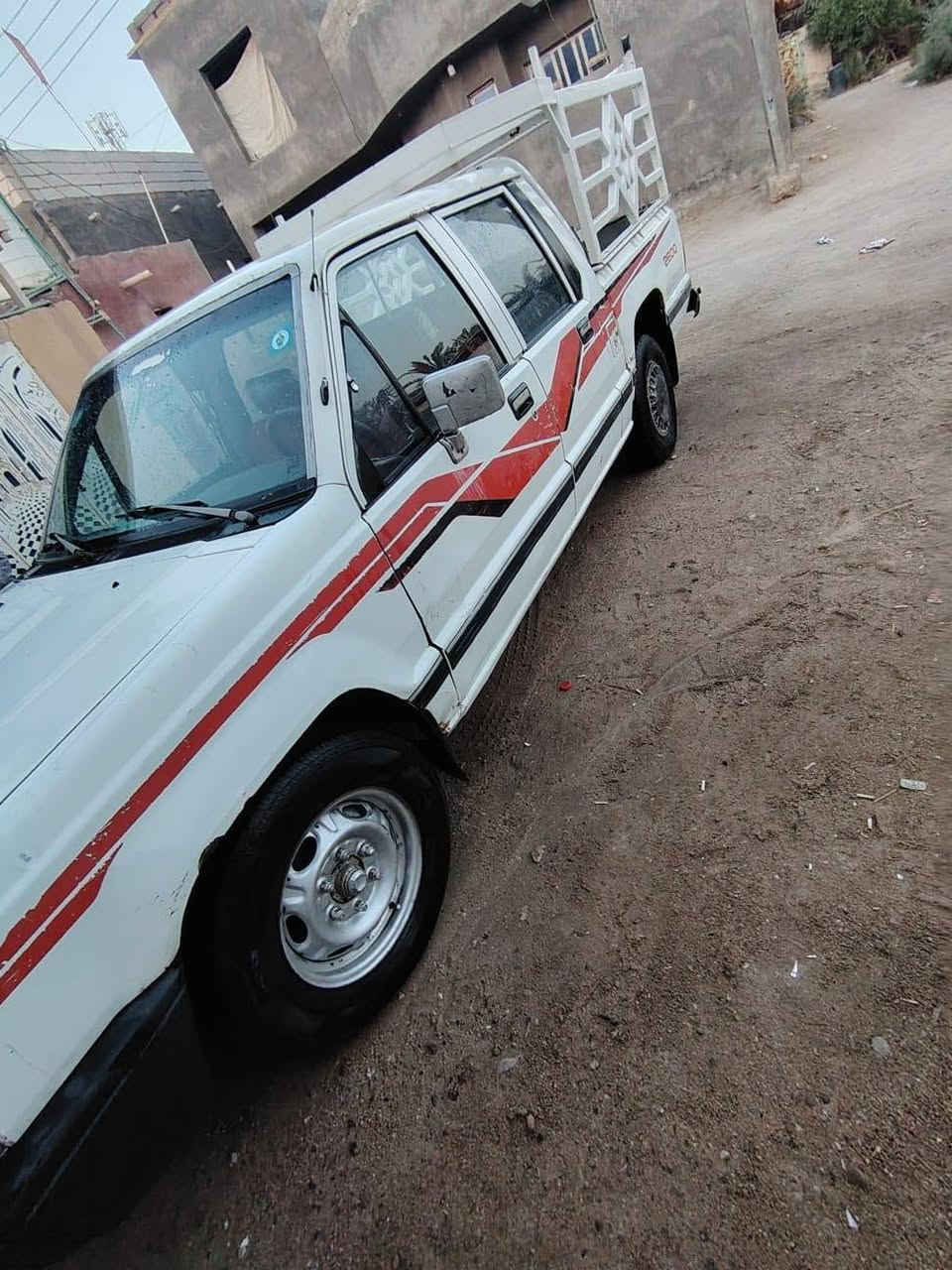 سلام عليكم سيارة بيكم مستوبيشي 
مكينه وكير ونجي اربعه سياره جديدة وجاهزه من كلشي رقم بغداد دولي شاصي مكفول العنوان بصره قضاء المدينة للاتصال/*********** البصرة, العراق
