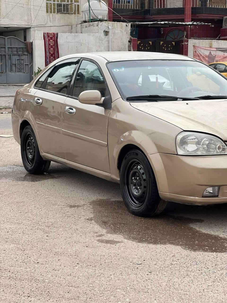 سيارة • بغداد • علي