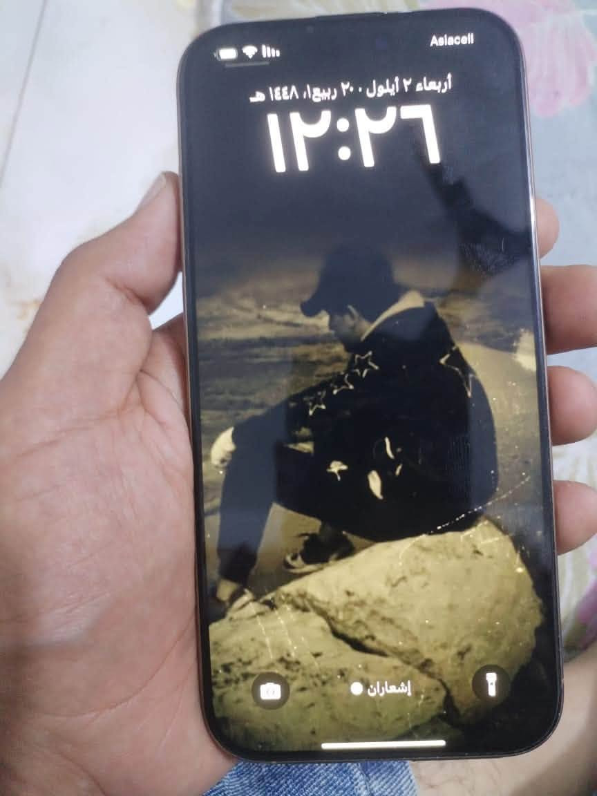 سلام عليكم  للبيع ايفون 16 برو ماكس
ذاكره% 256 
بطاريه %99
نضافه %100
تك سيمكارت 
سعر. 1500. وبي مجال قليل 
العنوان ميسان الاتصال.***********.؟
