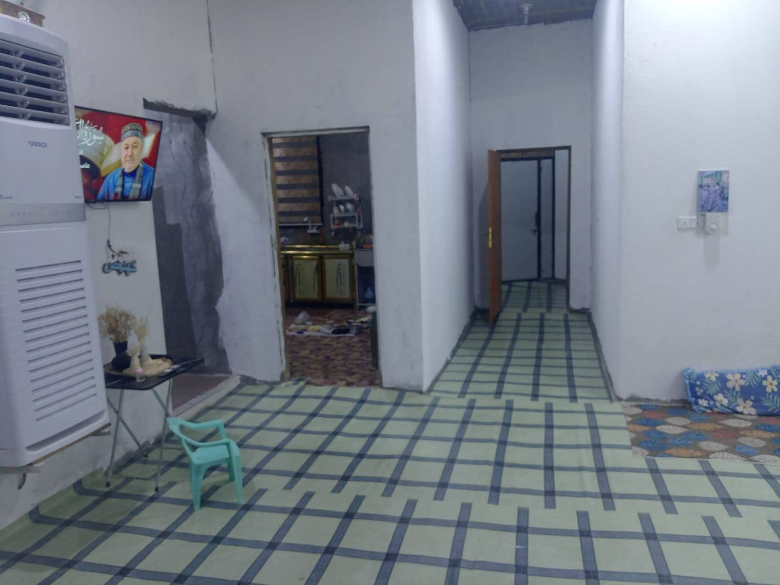وقف سني • ٢٢٠م • حديقة واسعة