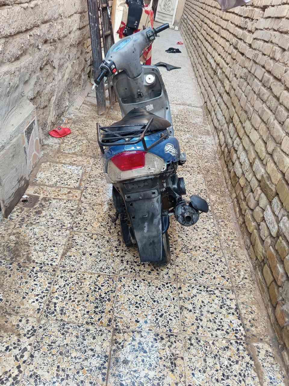 السلام عليكم ورحمه الله وبركاته عندي دراجه ماكس منغولي البيع  بيه ناقص بس خفيف لايتات تشتغل  سلف يشتغل بس عوزه باتري سعره (550) بيها مجال  الناصريه حي اريدو رقم الهاتف ***********
