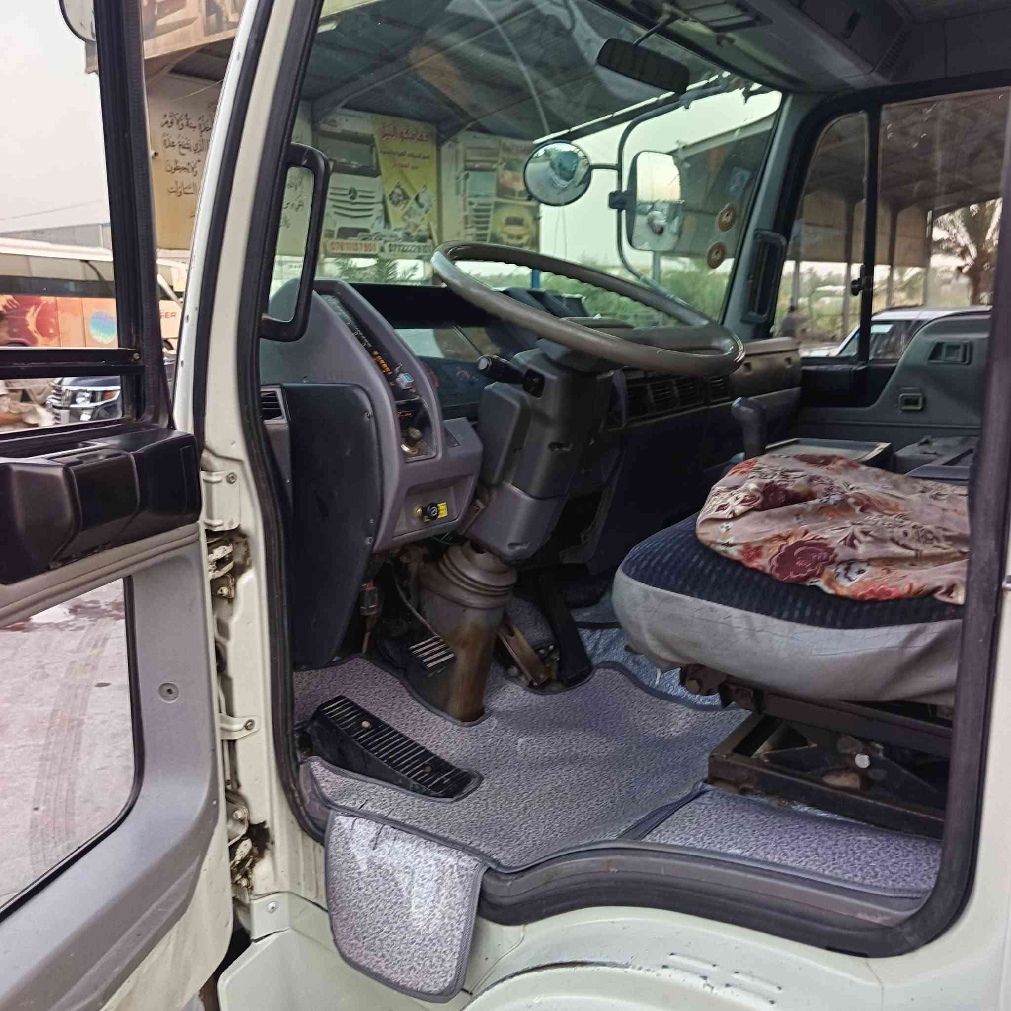 السلام عليكم هينو طيره طول سته وربع بلاد شاصي بيه فطر ومعمر مكينه70 سوبر مامفتوحه لا صرف ولا بخار رقم بصره سنويه مجدده تخم تاير سياره جاهزه مكان حله موبايل *********** ***********0 @
