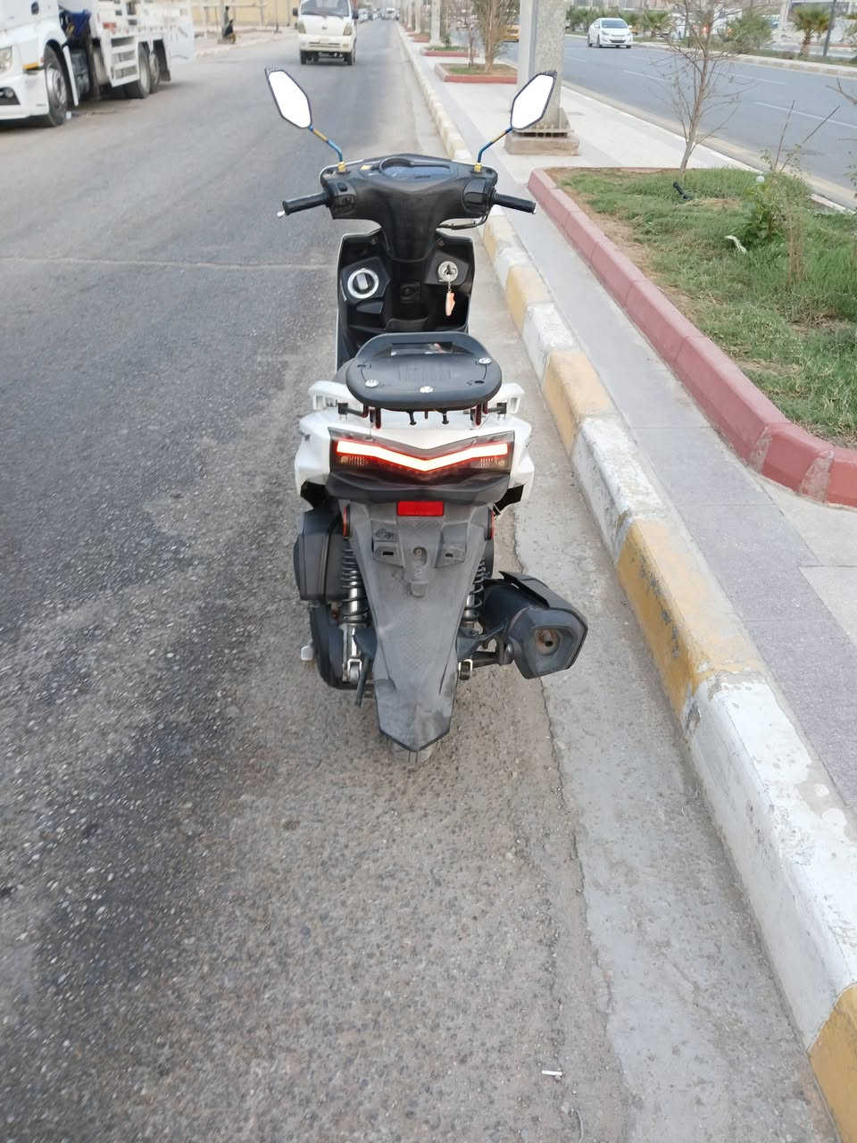 سكنس • ياباني • كهربائي