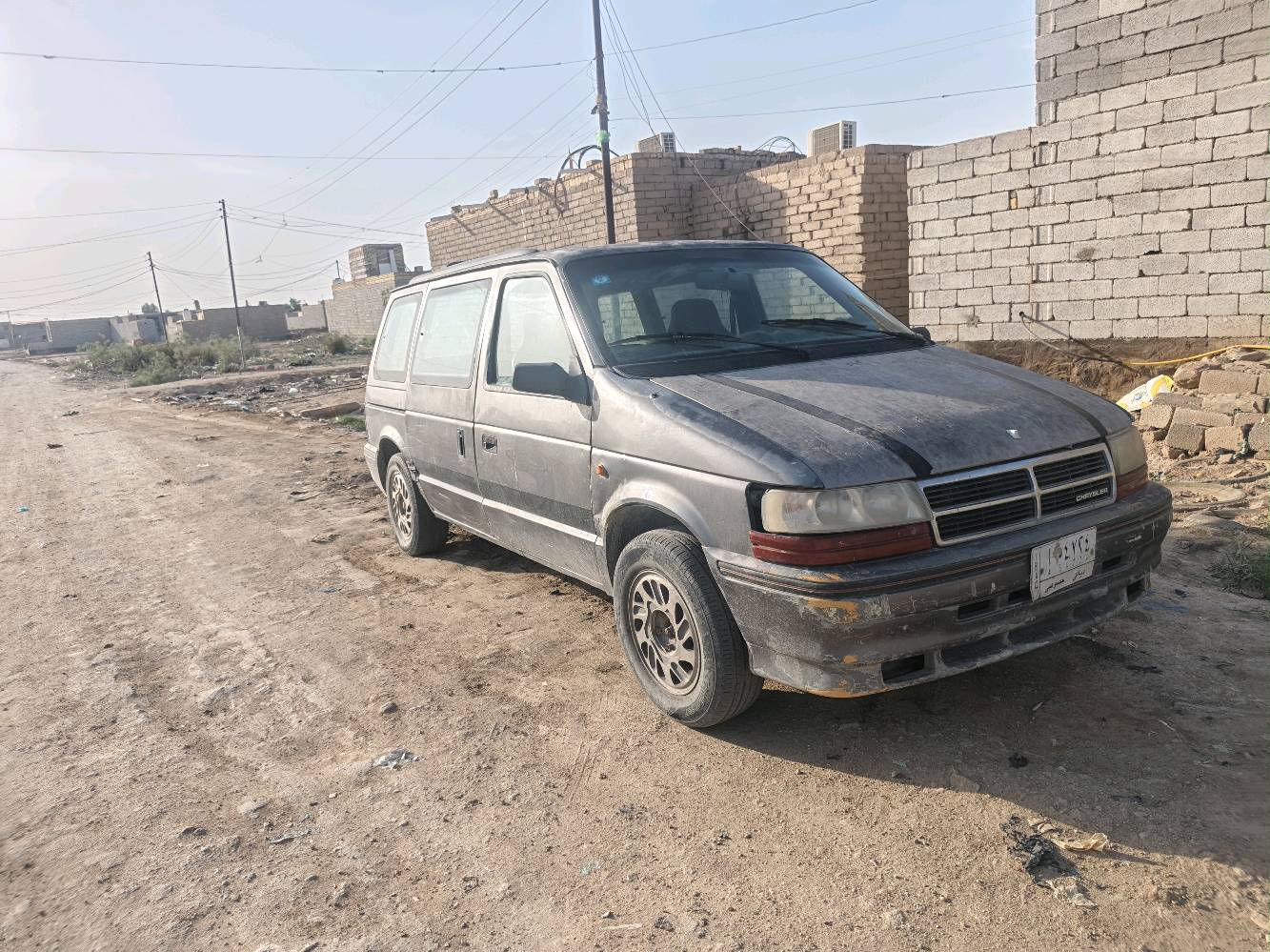 دوج كرايسلر ٩٢  بيع او مراوس حاليا عطل فقط مشط لازمه تغيير ٣٦