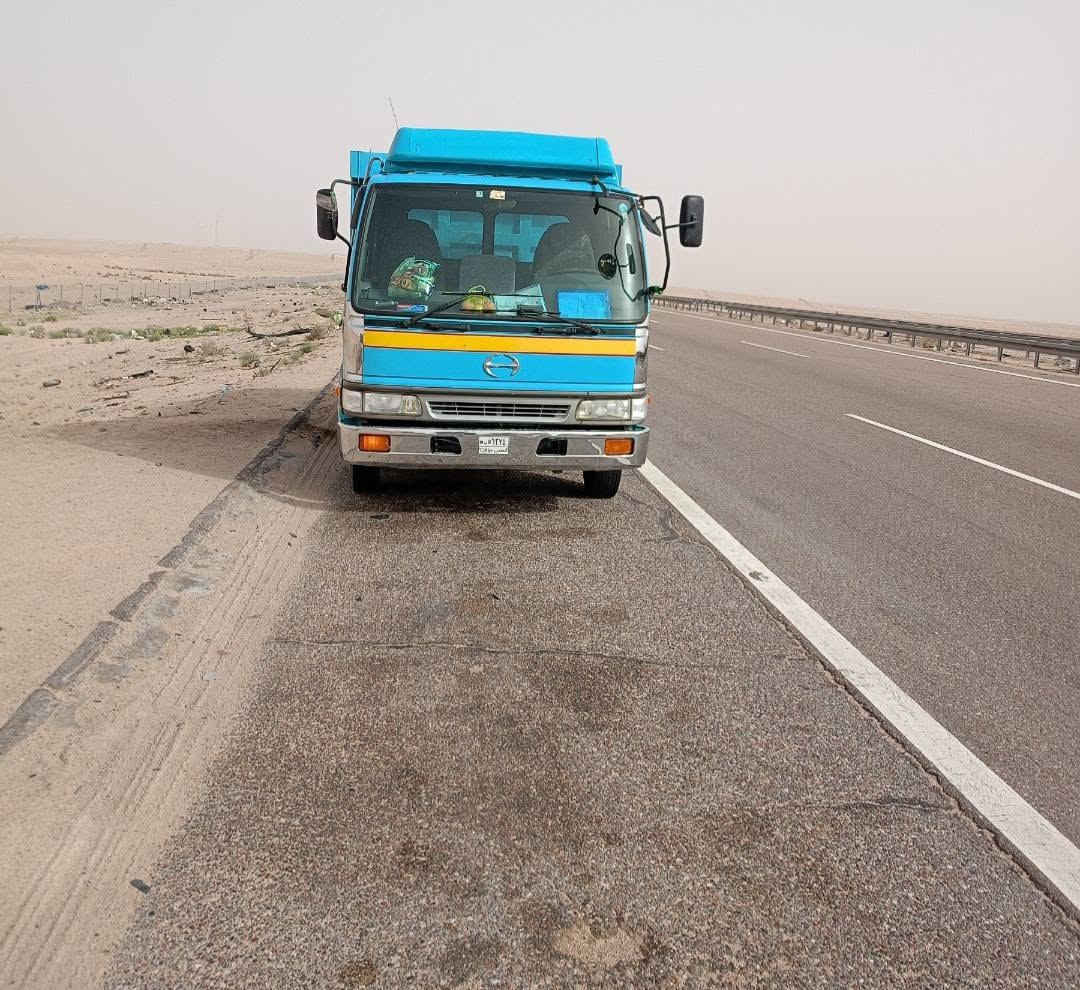هينو  بلادي قلاب موديل  17 منزل موديل 98 موصلها ع گمرگ محرك خطين  سياره مكفوله 
***********

