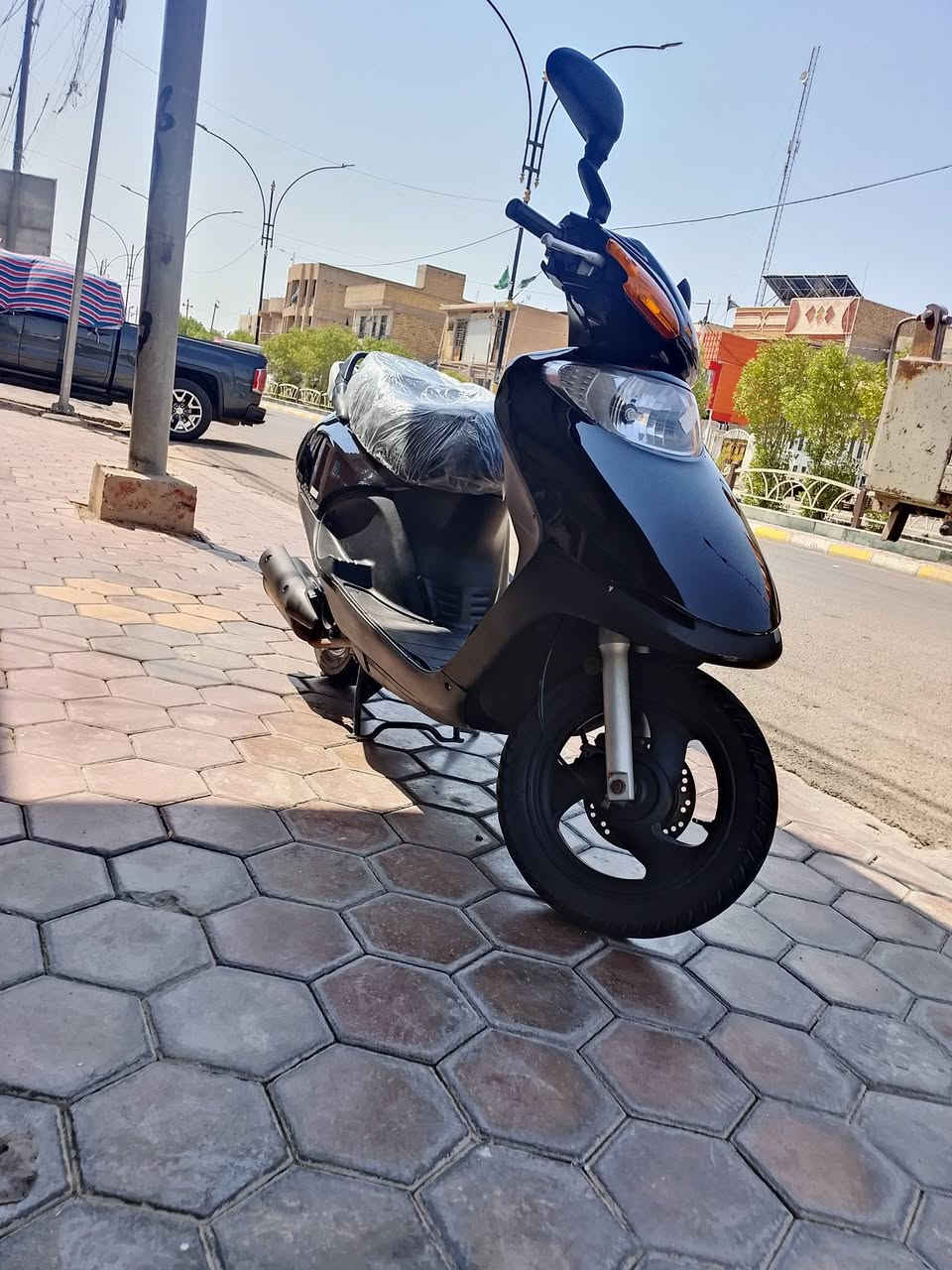 سلام عليكم
سبيسي ياباني 
ياباني بيع 
وترهم مراوس بستوته

دراجه كلش حلوه ونضيفه مال موضف مامتعوبه

مكينه مفتوحه رايمر مره وحده تايرات جدد 

كهربائيات كلهه شقاله ترايك البغداد شرط

***********مكان الطشاش
