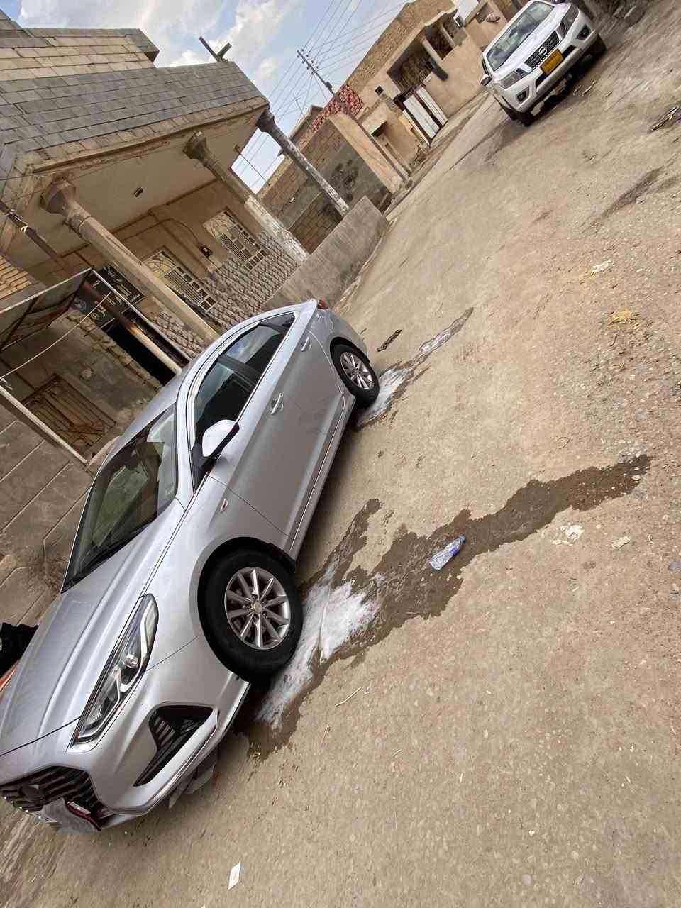السلام عليكم سياره سوناته 2020 معلايه 2023 السياره غاز وارد كوري مكفوله كفاله عامه حته من الصبغ السياره جديده و نضيفه رقم بصوره تحويل كير و مكينه كفاله    نص فول 
والسعر 140
***********
البصرة
