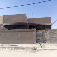 دار للبيع • مجمع ابن يقطين ركن • ٢٢٠م