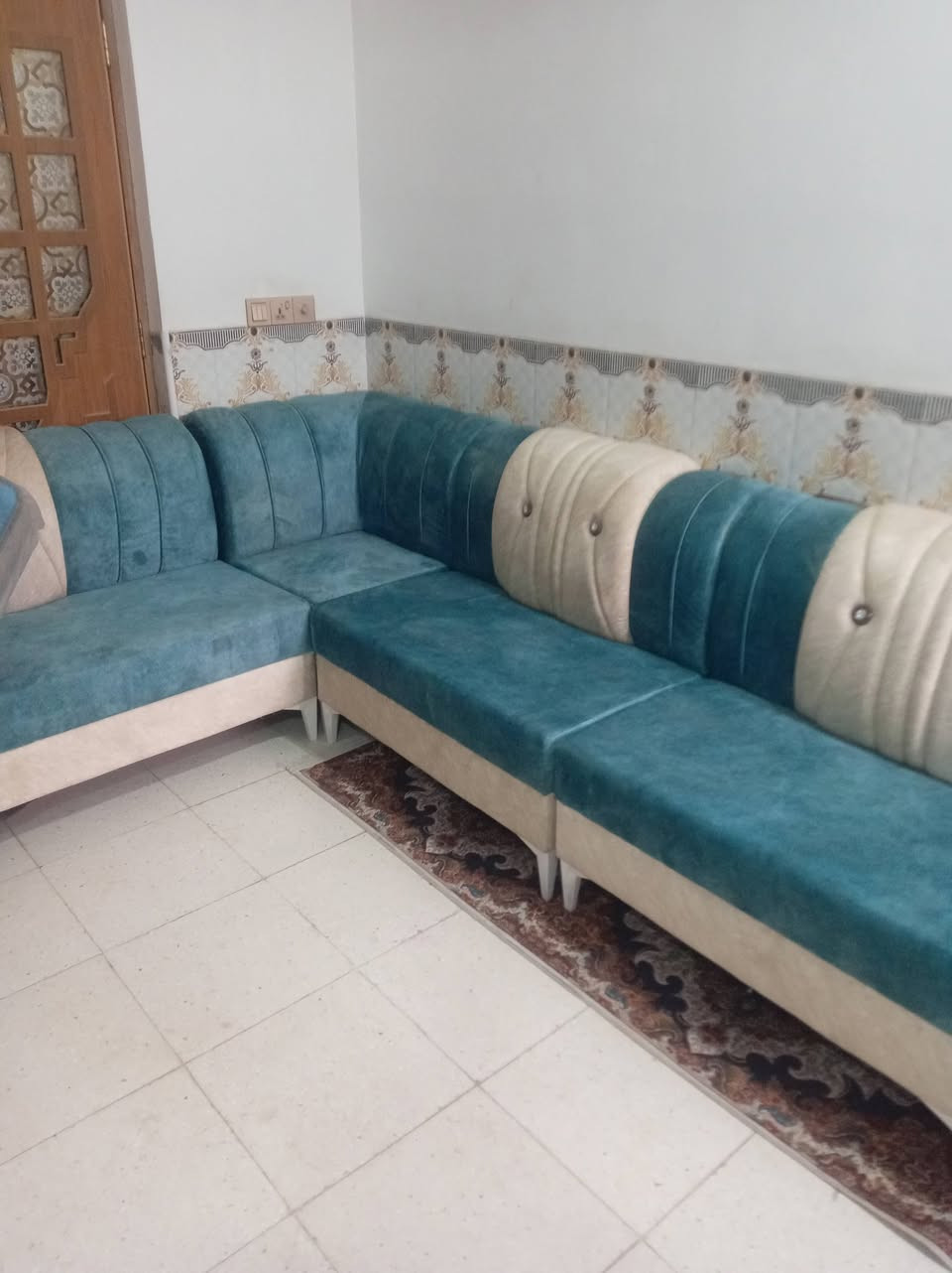 ديوان ١١ نفر • بلوك أسود • جديد