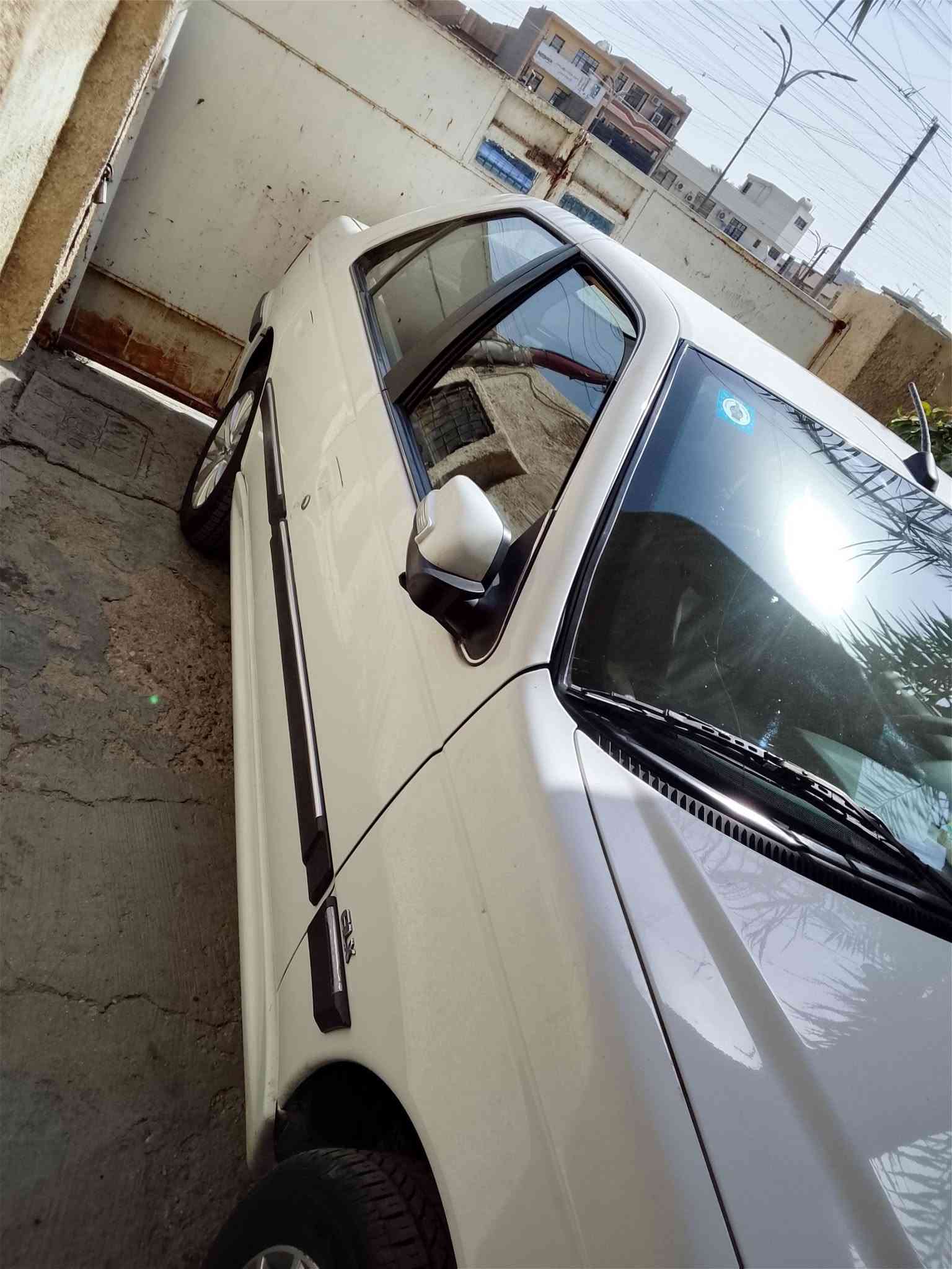 السلام عليكم بيجو باص موديل 25 مكفولة كفالة عامة مكان السيارة بغداد السعر 83 وبهة مجال حك الجية ***********
