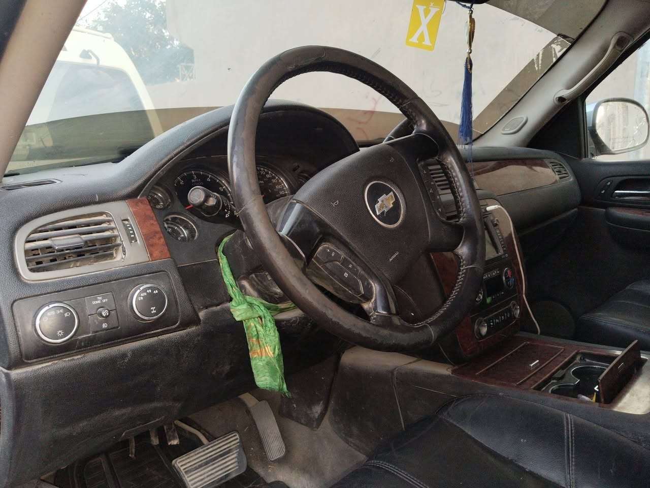 تاهو  LTZ المرغوب
ادوات 🛠موديل 2009
مكينه5700
كير كله بلادي 
للبيع فقط السعر 50 وبيه مجال قليل تجي تكلب بيك خير ودلل متوم طبق الاصل واتس ***********
في الحله
