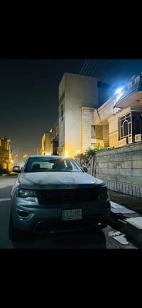 مراوس بسورنتو جيب كراند شيروكي للبيع ٢٠٢٠ لون رصاصي مواصفات لمتد فول  ...
