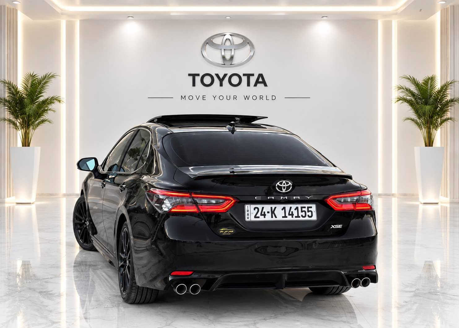 للبيع TOYOTA CAMRY XSE موديل 2022 السيارة نظيفة جدآ السيارة بدون ضرر شباب واضح عدكم صور حادث و موجود سونر 
رقم شاصي : 4T1K61BK3NU063827 بيها قطعتين فقط مواصفات اعلى شي فول 1/1 /  شاشة كبيرة مع Apple CarPlay وAndroid Auto،كاميرا خلفية،رادار وتحديد مسار،تشغيل بصمة،فتحة سقف بانوراما، دفع رباعي،مقاعد جلد،تدفئة كشنات،شاحن لاسلكي، جنوط XSE الأصلية قياس 19،إنارة LED  ماشيه 98mil رقم دهوك مميز 🔥رقم سنوية كلة جديد كير محرك تحويل غرامات بشرط مكان سيارة دهوك السعر بلاش
رقم هاتف :*********** واتساب دهوك, العراق
