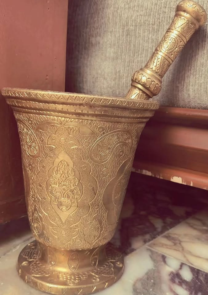 هاون قياس ٢٥قياس اليده ٣٦ وزن ١٢ كيلو سعر ٦٠٠ الف للتواصل خاص او الاتصال ***********
