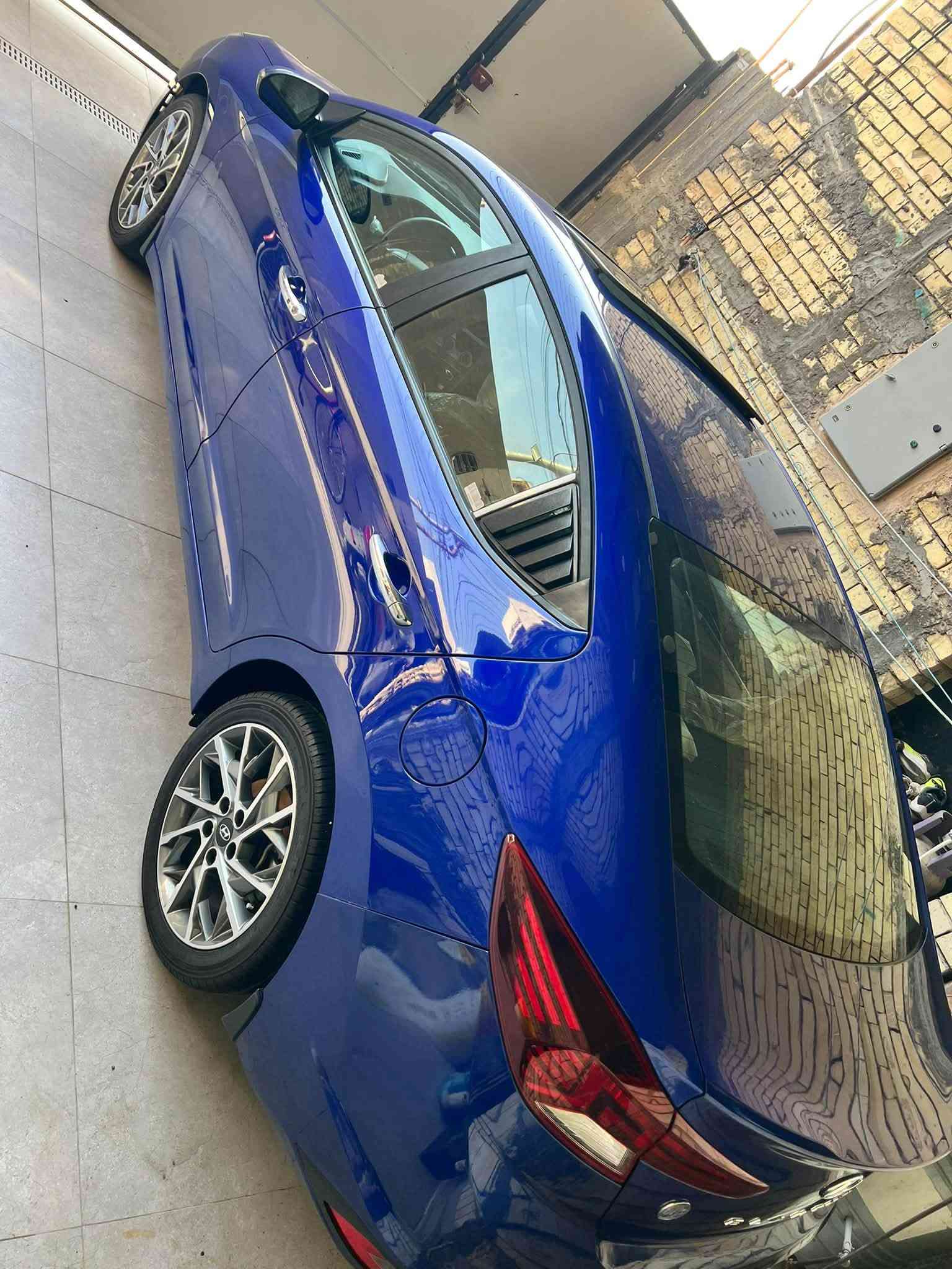 النتره مديل 2020 خليجي فول مواصفات رقم بغداد شرط التحويل كفاله بيهه بارد بل باب زغير مامبين ولباقي كفاله سياره كامله مكمله للخير. مكاني بغداد 
رقم الهاتف ***********
