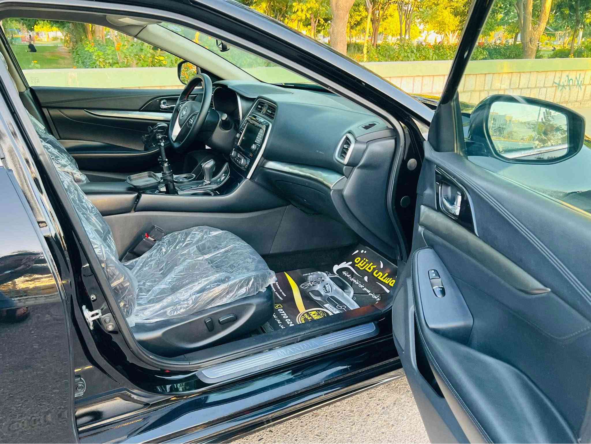 ✈️للبيع ببلاش أنظف نيسان ماكسيما موديل 2019 nissan maxima كتلوكات الشركة وياها السيارة جديدة ونظيفة بمعنى الكلمة 
✅مواصفات S 
‏‎✅محرك V6 حجم 3500 لتر بقوة 300 حصان
✅‏‎ المواصفات : بصمات عدد ثنين 2 
بصمة ابواب وبصمة تشغيل وتشغيل عن بعد 
✅أنظمة قيادة سبورت رياضي و نورمال
‏‎✅كشنات مخمل بالباكيت
‏‎✅كشن كهرباء سائق + سكن
‏‎✅تبريد قطعتين مركزي + تبريد مناخي منفصل
✅كاميرة خلفية ‎دوارة + شاشة كبيرة كار بلي +خرائط GPS 
‏‎✅ويل حجم 18
‏‎✅نقاط عمياء جانبية + تحذير الخروج عن المسار
‏‎✅كروز سرعة تحكم ستيرن + رادار أمامي 
✅اشارات بالمري تحديد مسار + تحديد سرعة 
‏‎✅اشارات ترحيب منظومة زنون أصلية 
‏‎✅ليدات امامية
‏‎✅ماوس تحكم شاشة
✅مكينة گير تبريد كهربائيات صدر كلها مكفولة بشرط الفحص
‏‎✅ماشية 98 الف ميل حقيقي  
✅الضرر  : البچم كبس والخلف كبس الضرر جانبي بابين وجامرلغ خلفي  صبغ صور السونار وصور الضرر مرفق وية المنشور ايرباك درگة جانبي فقط ومرجع بلاد سستم
‏‎✅السيارة تريد تحويل تريد وكالة سنوية ورقم جديد وبأسمي السيارة نظيفة جداً صيانة منتظمة مال جنّاي مبدل هايدروليك گير جديد + دهن مكينة جديد تخم تاير جديد 
مناسبة للمدينة والسفر تجمع بين الاداء الرياضي والفخامة 
✅السعر جداً مناسب 128$ ورقة وبيها مجال بسيط وعندي فيديو كامل للسيارة اللي يحب ادزلهيا عالخاص
مكان السيارة قضاء كلار تابع لسليمانية
للتواصل الاتصال عالرقم *********** كالار, السليمانية

