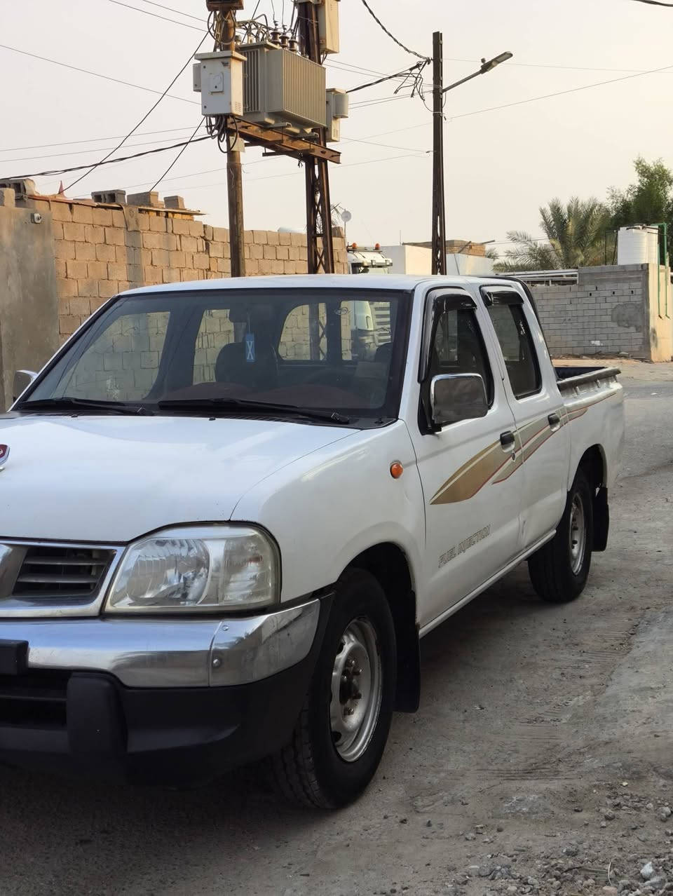 نيسان بيك أب شبوط ياباني
موديل السيارة 2009 
گير مكينة مكفولة السيارة 
تخم تاير حدادية جديدة 
رقم السيارة بصرة تحويل ثاني يوم 
مكان السيارة البصرة
السعر 120
الرقم : ***********
