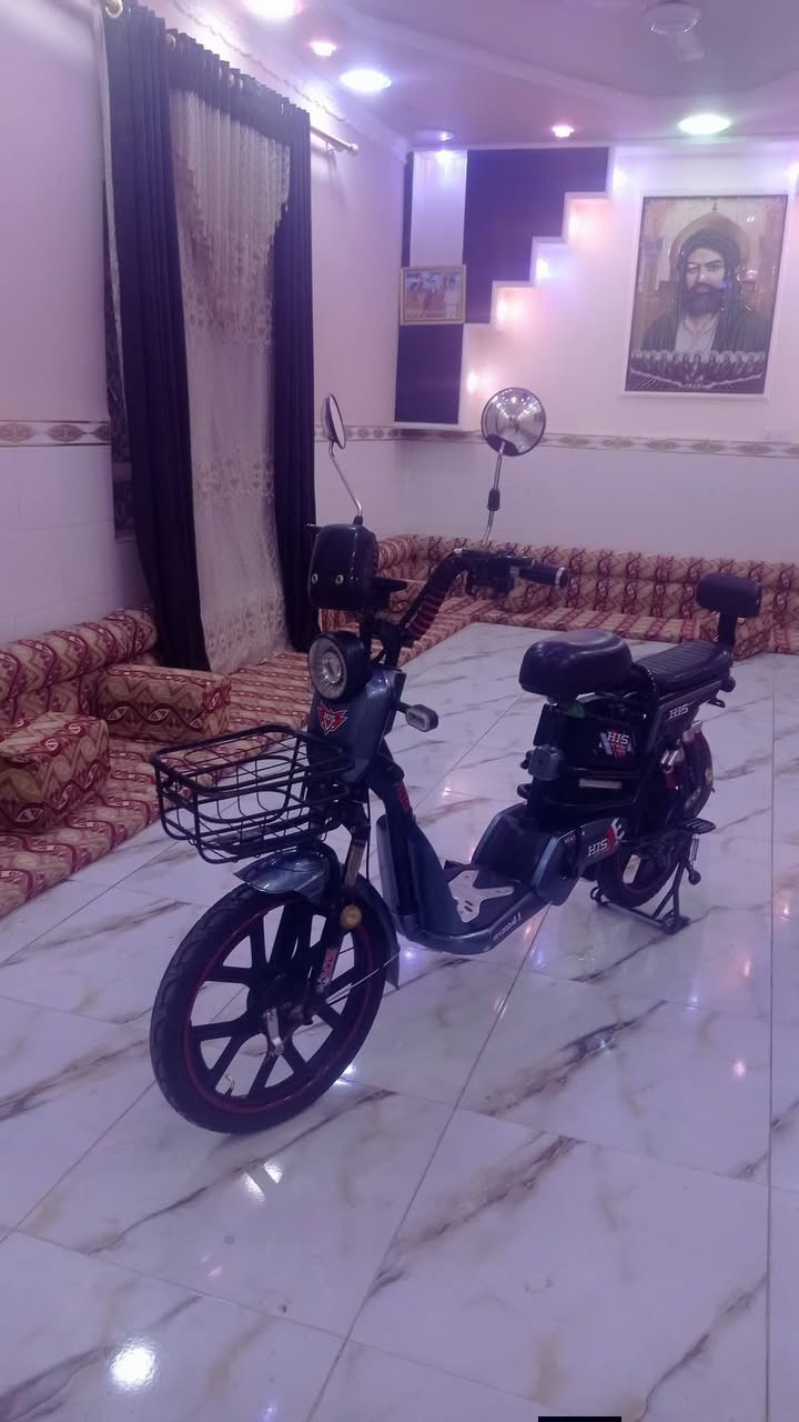 دراجة شحن • بطاريات جديدة • سوق الشيوخ
