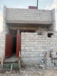 هيكل للبيع ابو عظام منطقة الانوار المساحه ٧٥ متر بناء يتكون من غرفه ست...