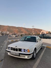 بي ام دبليو 525i • موديل ١٩٩٠ • جير عادي