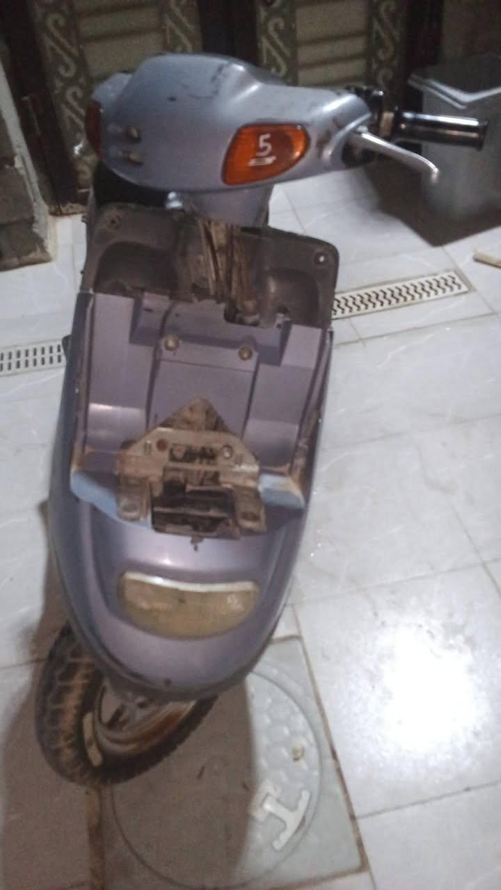 سلا عليكم دراج منغوال شغاله بس ...ابيع كوم حديد سعر ١٠٠ قفل🔒***********
