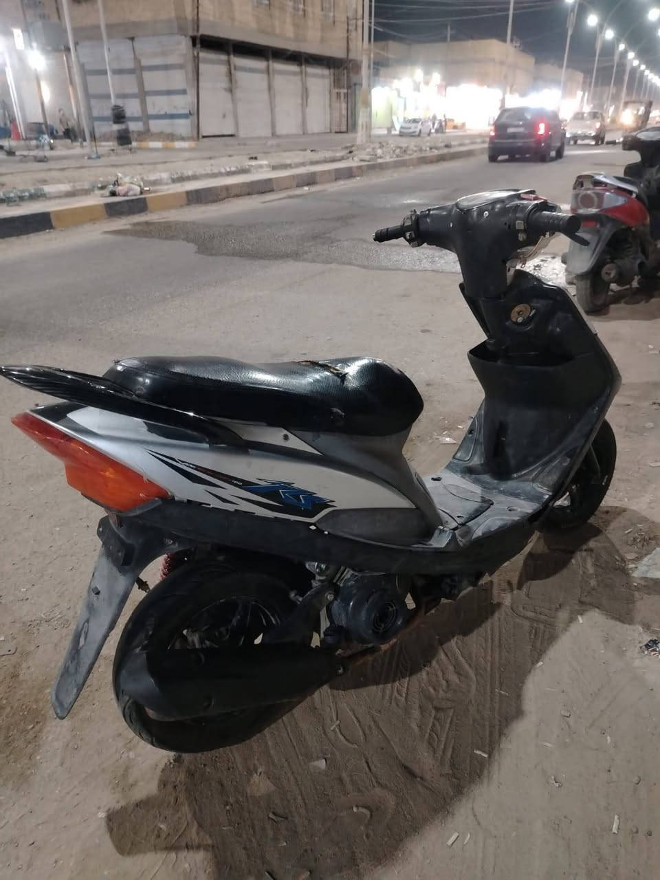 السلام عليكم ماكس عدله للبيع
كهربائيات كلهه شغاله+ تواير جدد
عوزه ترتيب بسيط مشيهه حلو مكينتهه ناعمه
سعر. 350. رقم وتساب. ***********.
