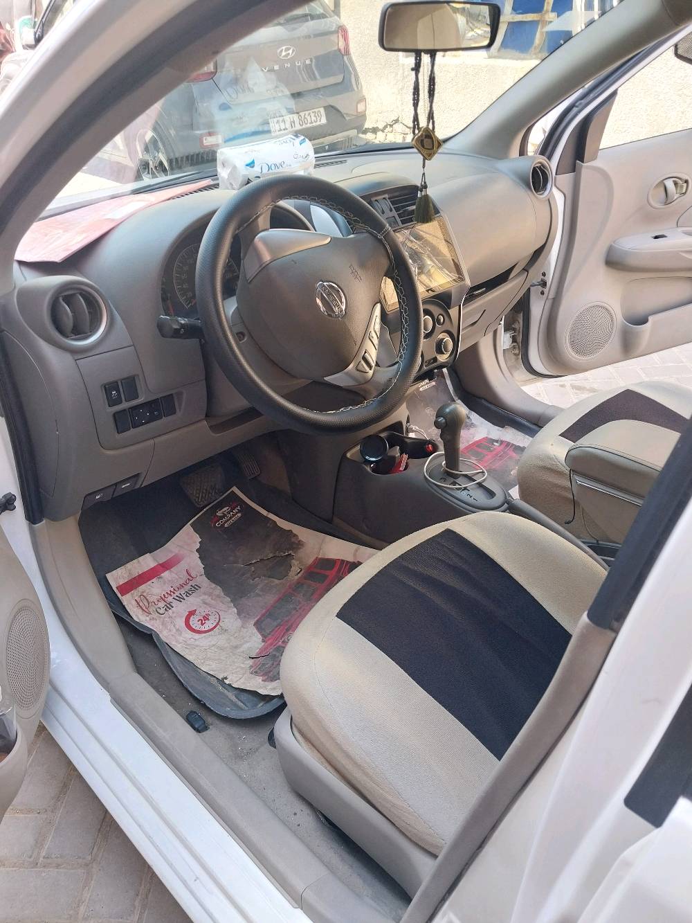 سني هندي موديل ٢٠١٩ ماشيه ١٢٠ كير ومحرك كفاله سياره نظيفه تبريد ثلاجه خير من الله مال جناي السعر ٩٥ وبيهه مجال للشراي في الطالبيه رقم الهاتف ***********