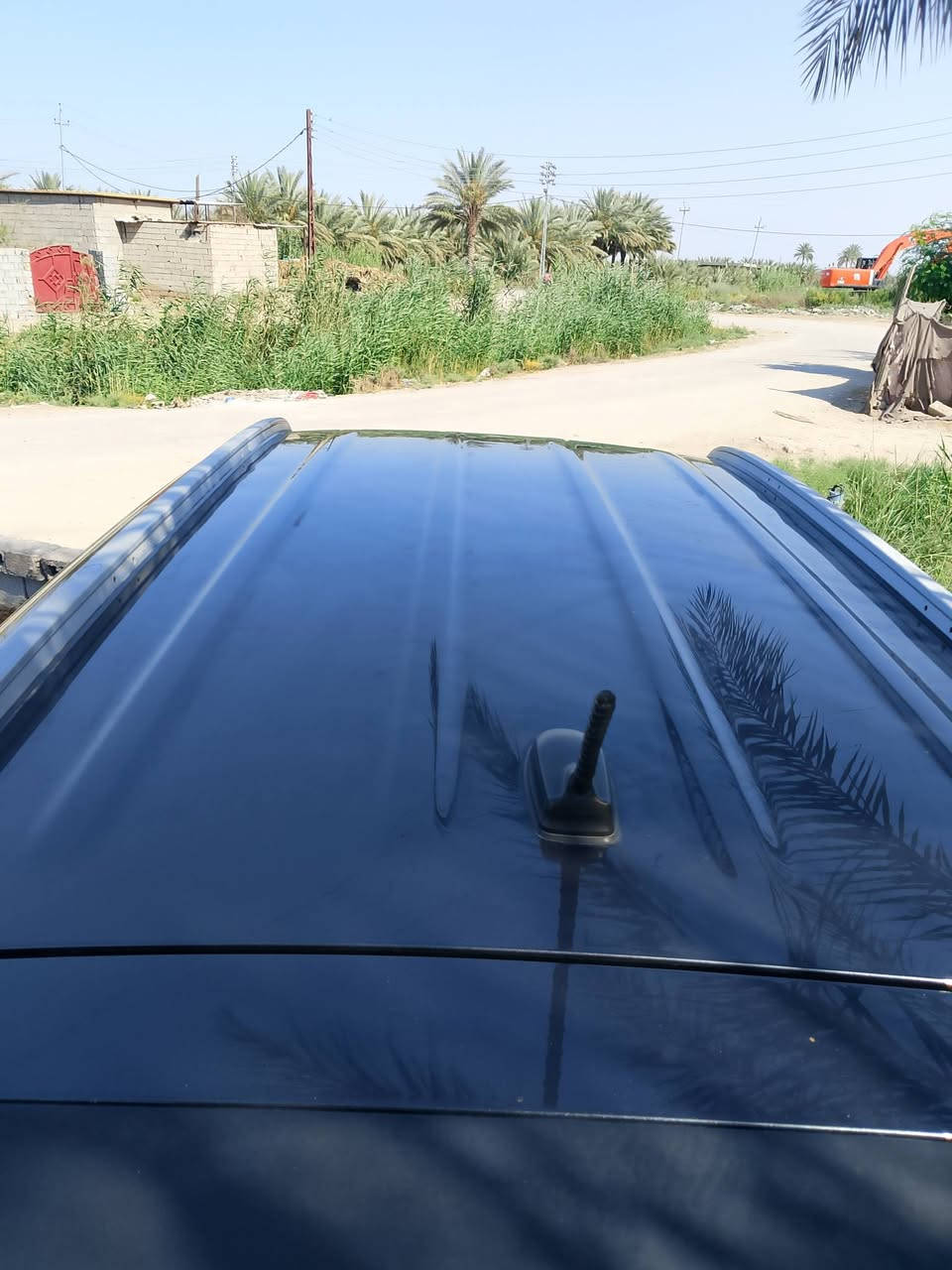 السلام عليكم ورحمه الله وبركاته
سونتو  للبيع موديل 20 مكينه 4 سلنطدر 7 راكب تبريد ثلاجه بيها قطعه واحده البنيد والباقي كله كفاله عامه تخون تاير حداديه خلفيه اماميه جديده مكان السياره كربلاء طويريج شط الله السعر 170 وبيها مجال رقم التلفون الشراي يتصلوا بيكم خير وتدللون ***********

