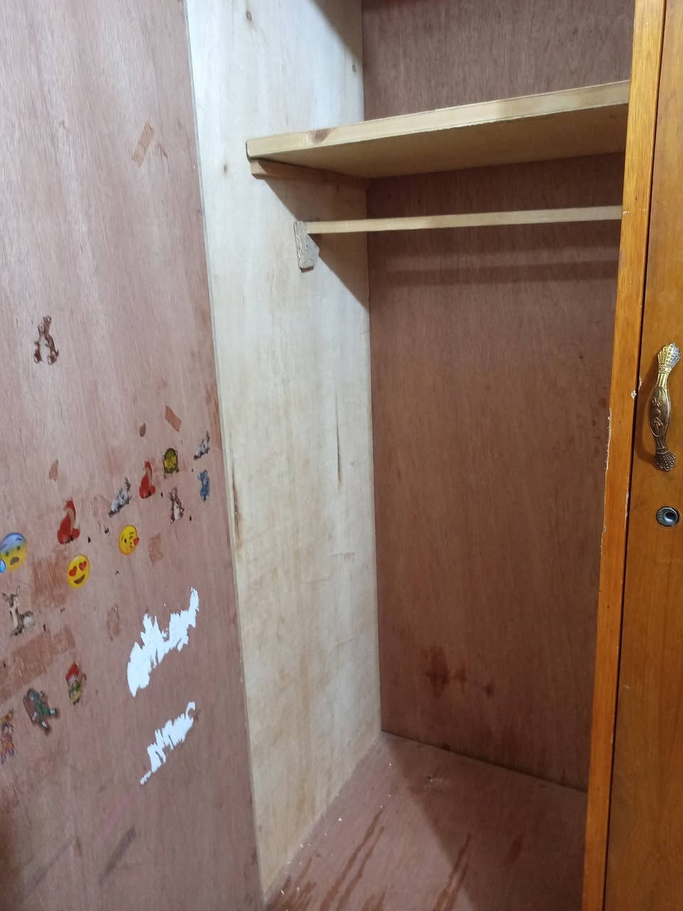 بيع مستعجل كنتور بابين تسكام  صاج تكمه سعره 160 وبي مجال بسيط المكان نجف حي الوفاء اذا مو شراي راجاءً لا تراسل واتساب
***********
