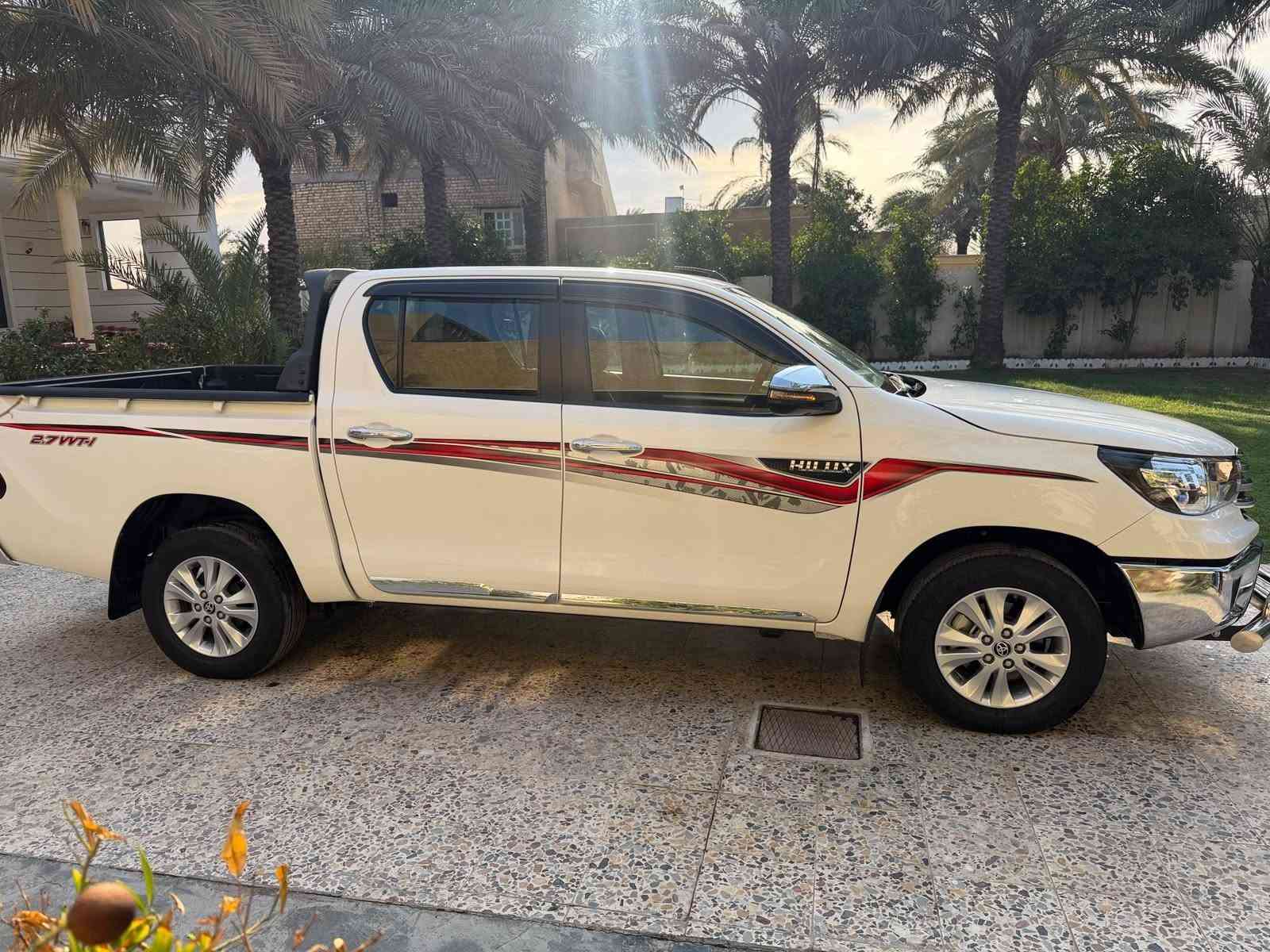هايلوكس • ٢٠٢٥ • رقم بغداد