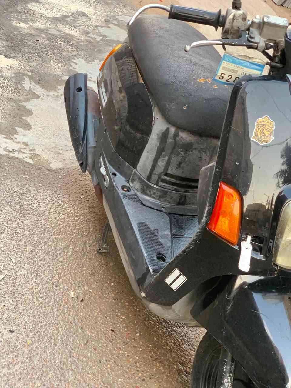 بوليسي للبيع ب650 ألف 
شبابنه الطيبه دراجتي ع أيدي من البيت للمحل
كله شغاله وناعمه ومكينه بالكرتون شرط جيب وياك ألف مصلح اله تأخذ واكاتبك عليه
مكاني ناصريه مركز ***********
