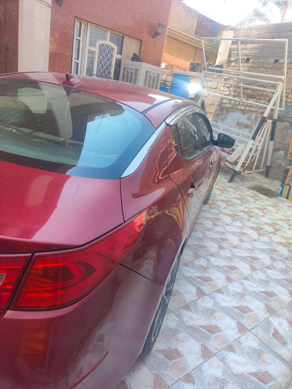 السعر   98    ورقة وبيها مجال خابر وتدلل
اوبتما  2015 وارد امريكي  
حادث امريكا مرفق   
 gdi 2000 توربو
محرك وكير وتبريد مكفول
تخم تاير جديد
فول 1/1 عدا الفتحة
بصمة تشغيل
كشن كهرباء 
شفتات ستيرن 
عليها ادامة كاملة قبل يومين نوزلات تخم بلكات ا ماتصرف الف دينار عليها 
تخم تاير جديد 

المكان  ديالى الخالص  
الاتصال ومراسلة وتساب 
***********
