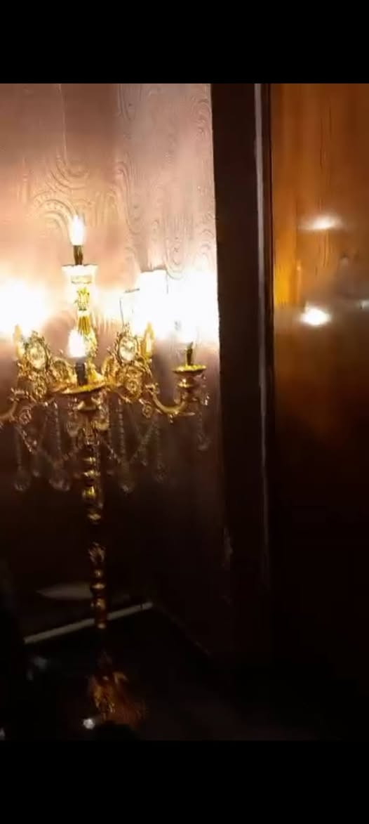 غراض منزليه للبيع
نضيفه جدا 
للإستفسار ***********
بيهن مجال للشراي
