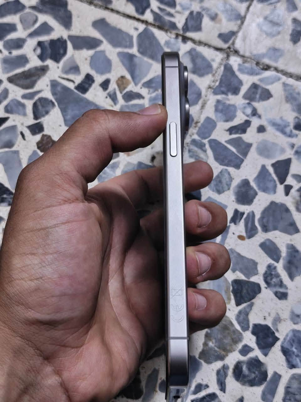 ايفون 15 برو ماكس • تيتانيوم • ٢٥٦