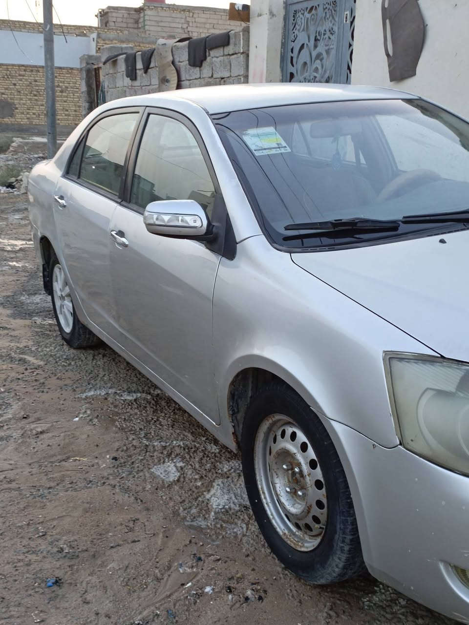 جيلي موبيل • ٢٠١١ • نجف