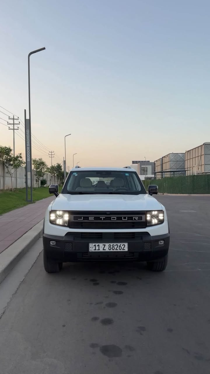 السلام عليكم
جيتور T1 موديل ٢٥ فول مواصفات لكجري
السياره ضمان ١٠ سنوات هارلم ماشيه ١٣ الف
مواصفاتها
بانوراما
اكس درايف فور ويل
داخل اوف وايت 
كشنات كهرباء
تبريد تدفئه كشنات
كامره ٥٤٠ درجه
حساسات محيطيه
تشغيل عن بعد
صندوك كهرباء
داخل الوان
السياره فول مواصفات حالها حال الزيرو
رايدها ب٣٥ مليون و٥٠٠ الف وبيها مجال
مكانها مجمع البدور او اليرموك ٤ شوارع
للاتصال
***********
