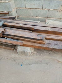 حديد مشكل • نضيف • ابواب خارجيه