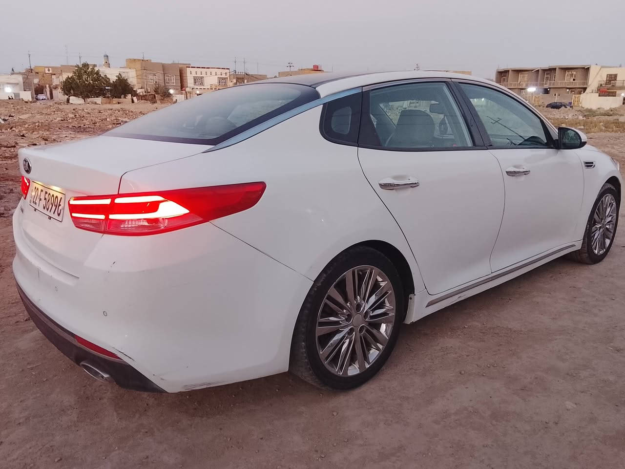 السلام عليكم اوبتما موديل 2018 رقم اربيل دولي باسمي خليجي مكينه 2400 سياره بيهه رشات وصاعدين بيهه علمود تلاون سياره فول فتحه بصمه تشغل بصمة ابواب
بانورما سايد بريك بصمه سياره حلو وجاهزه ونظيفه مكانها ديوانيه
السعر 145 قفل
للاستفسار الاتصال على الرقم 
***********
