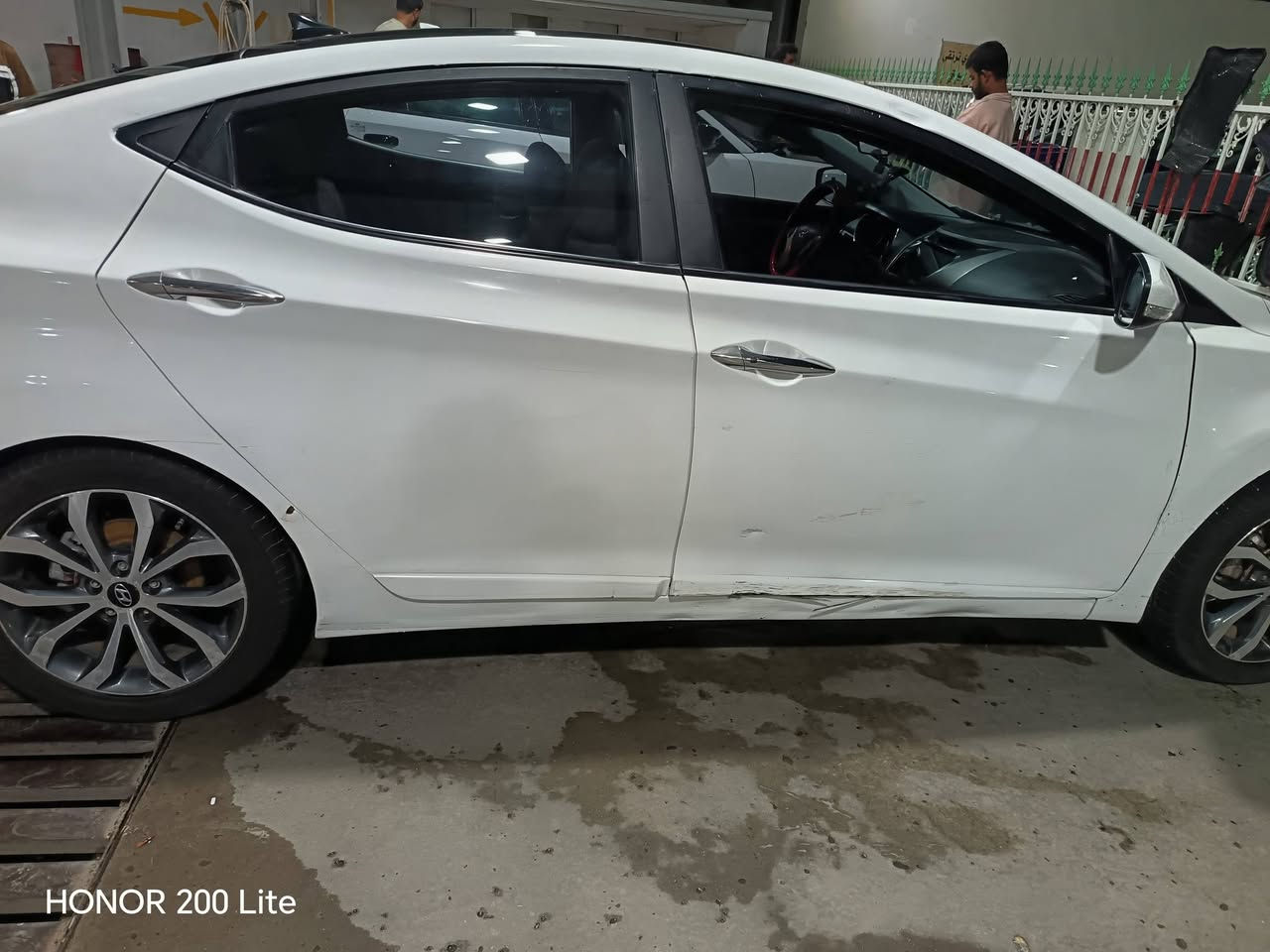 🚘 للبيع سيارة النترا
السلام عليكم ورحمة الله وبركاته 🌹
🔹 النوع: النترا
🔹 المواصفات: فول مواصفات
🔹 الحالة: متوام، طبق الأصل
🔹 القير: كير فول
🔹 المحرك: حدادية
🔹 التبريد: تبريد ثلج ❄️
🔹 السعر: 46 ورقة 💵
📍 العنوان: البصرة – الجنينة
📞 للاستفسار: ***********
للجادين فقط، السيارة. اذا مو شراي لا تعبني 
محتاج ودا ابيع

نص مكتوب في الصور:
- HONOR 200 Lite