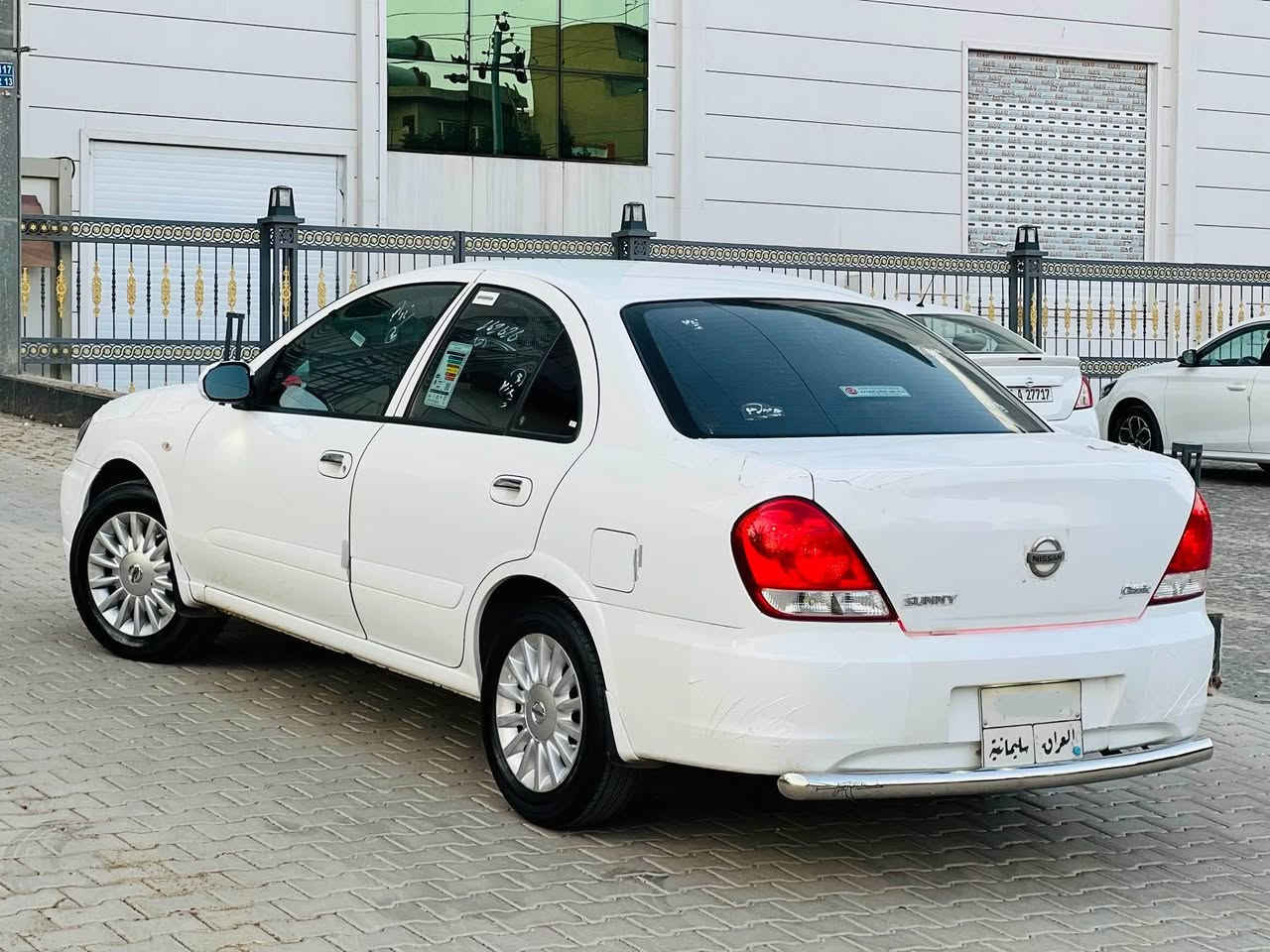 نیسان سەنی 2010 بۆفرۆشتن یابانی 
ئۆتۆماتیک
سپی بەفری 
چووار جام کارەبای 
کەلەو کۆنترۆڵ 
شوێن عەینەک  
چوار تایەو ویکی لۆک
مەکینە ڕەش بەشەرت 
سەنەوی مانگی ماوە
بەس سنوقی بۆیاخە بێ ناوگرتن بێ گۆڕان
مەکینەت نەکراوەتەوە بەشەرت
نرخی ١١٠ گەڵا معامەلە
شوێن سلێمانی 
***********
*********** السليمانية, العراق
