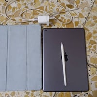 ايباد 9  ذاكره ٢٥٦  بطاريه ٩٣  مكفول كفاله عامه  كفر دفتري + قلم أنكر ...