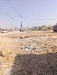 خلف سجن الاصلاحي • ٤٠٠م • ركن على شارعين