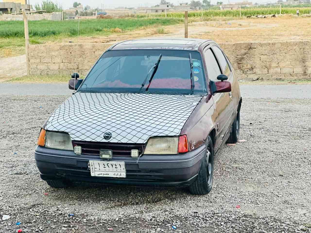 سياره أوبل كاديت موديل 90سياره  كلهه شغاله معايزهه شي محركه  وكير بل صندوك  صدر تواير جدد  جاهزه من كلشي شرط التحويل  
السعر 17وبيهه مجال ***********
