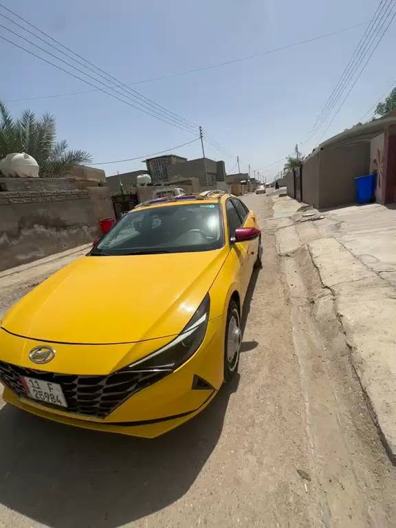 السلام عليكم
النترى هايبرد٢٣ فول للأخير 
شحن لا سلكي 
اربع دسك 
بصمه +فتحه
تشغيل عن بعد 
كشن كهرباء + خزن ميموري
سياقه ذاتيه رادرات 
شاشه متصله  
صور حادث والسونار بل المنشور 
سعره ١٣٧ وبيه مجال حك الجيه 
مكانه قرب مجمع بسمايه 
***********
