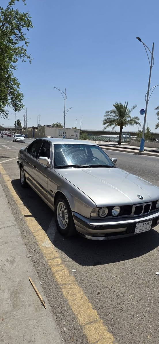 بي ام 525  محرك مفتوح كير اوتو سياره وارد ياباني موديل 1988 سياره صبق جماليه بدون ضربه قويه كير ومحرك كفاله سياره جاهزه عوزه بس زوج تاير خلفي وداريم شفت خلفي بس ولباقي جاهز رقم انبار تحويل ثاني يوم تبريد عاطل  صدره كلش زين سياره ترايه ناعم
العنوان فلوجه شارع العام 
***********
السعر 41 وبيه مجال  
شرط التحويل 
بي ام 525  محرك مفتوح كير اوتو سياره وارد ياباني موديل 1988 سياره صبق جماليه بدون ضربه قويه كير ومحرك كفاله سياره جاهزه عوزه بس زوج تاير خلفي وداريم شفت خلفي بس ولباقي جاهز رقم انبار تحويل ثاني يوم تبريد عاطل  صدره كلش زين سياره ترايه ناعم
