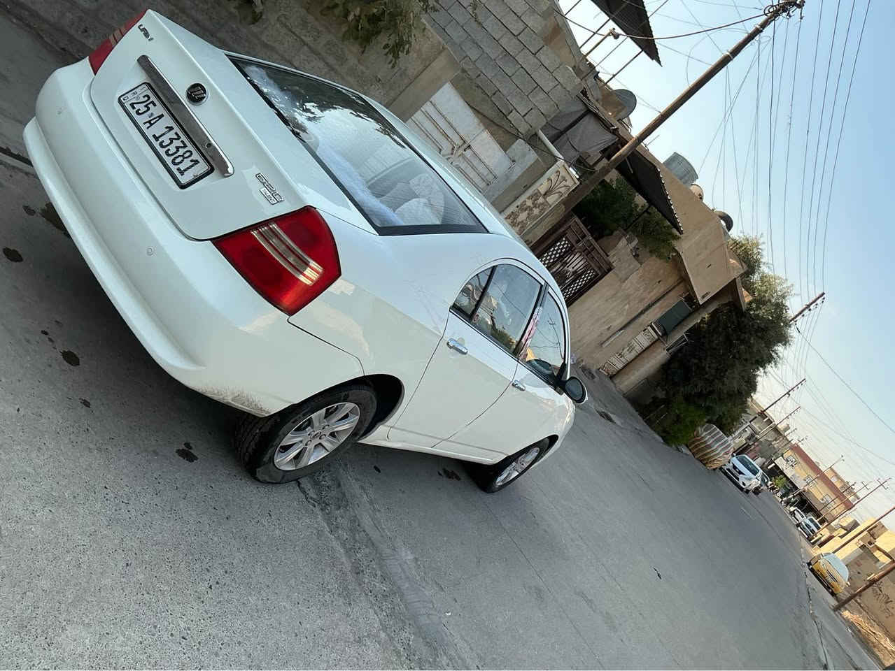 ليفان موديل ٢٠١٢ كير محرك بشرط كير عادي تبريد ثلج رقم كركوك مشروع وطني٢٠٢٩جديد سنويه ب اسمي بدون صبغ سيارة سعر ٥٨ شراي خابر *********** مكان كركوك للبيع فقط ماراوس ولا ابيع قسط كركوك, العراق
