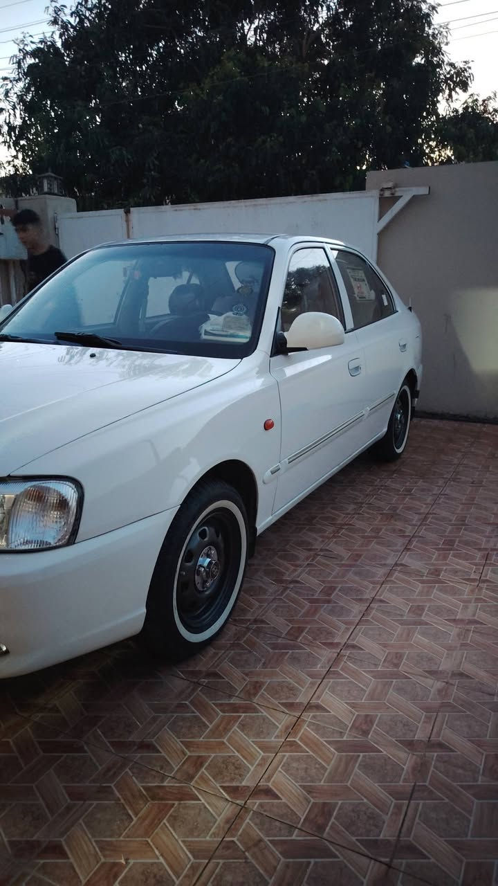 هونداي فيرنا 2012 ابيض خصوصي كير مكينه مكفولات نضافه خير من الله مثل متشوف بصوره تخم تاير جديد  مكاني بغداد تحويل ثاني يوم ***********
